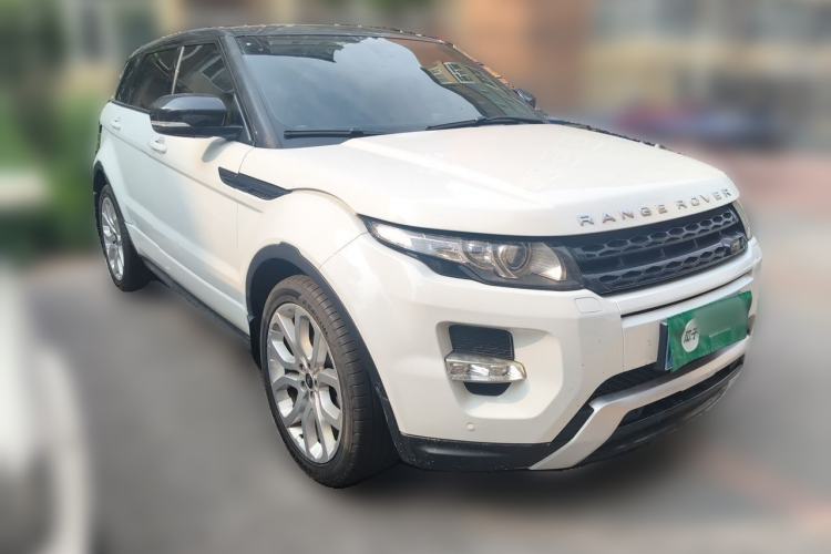 Used Land Rover Range Evoque 2013 2.0T 5-Door Ignite Edition Front Right 45 Deg