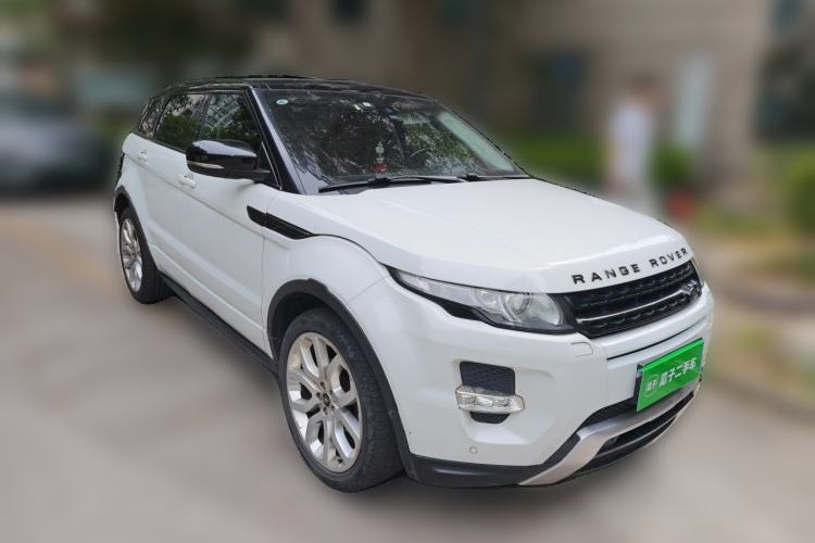 Used Land Rover Range Evoque 2013 2.0T 5-Door Ignite Edition Front Right 45 Deg