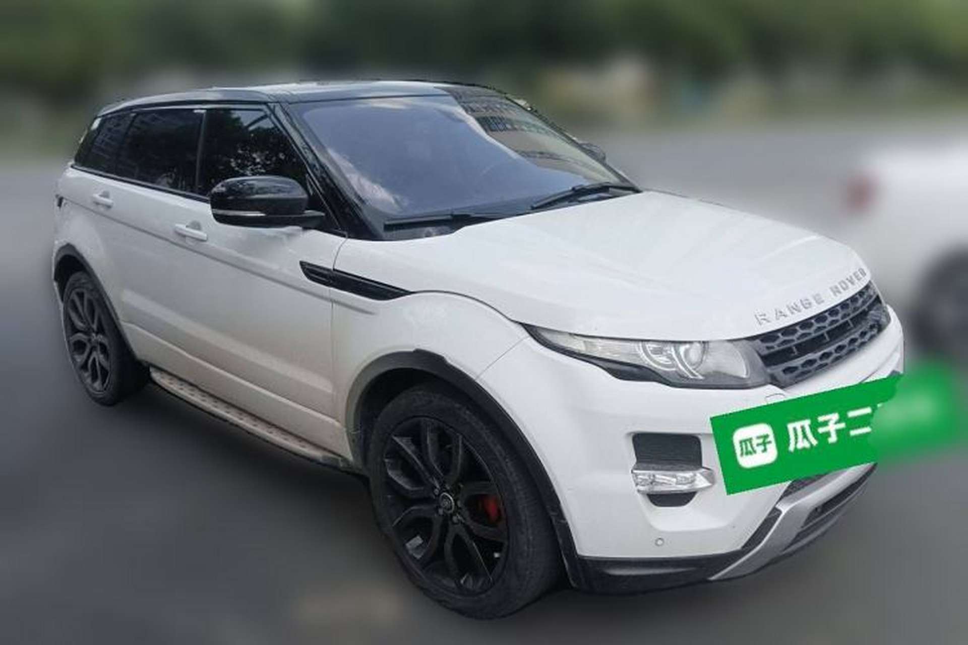 Used Land Rover Range Evoque 2013 2.0T 5-Door Ignite Edition Front Right 45 Deg