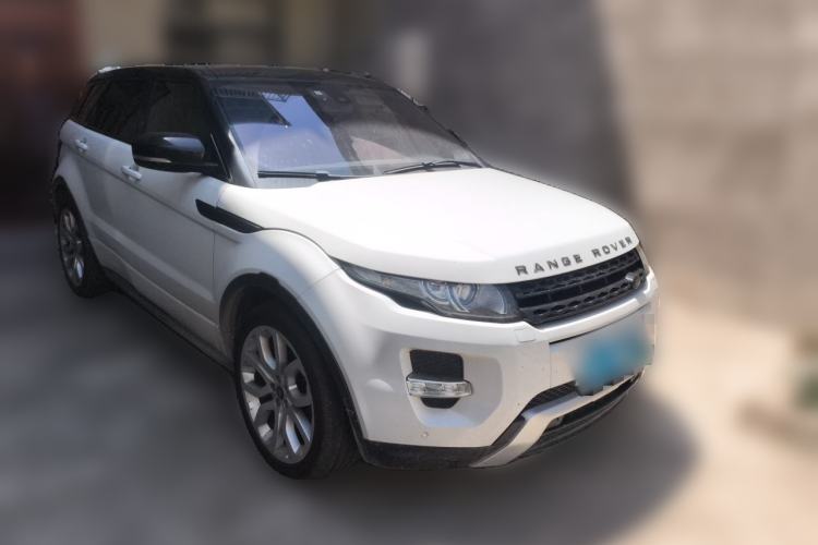 Used Land Rover Range Evoque 2013 2.0T 5-Door Ignite Edition Front Right 45 Deg
