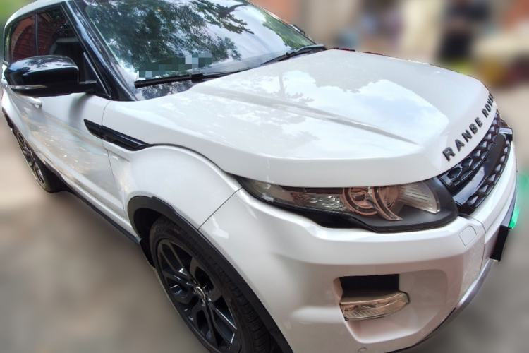 Used Land Rover Range Evoque 2013 2.0T 5-Door Ignite Edition Front Right 45 Deg