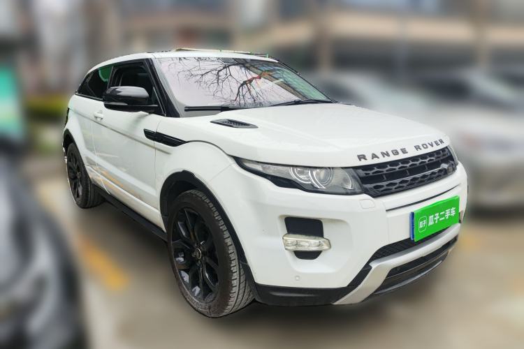 Used Land Rover Range Evoque 2013 2.0T 3-Door Ignite Edition Front Right 45 Deg