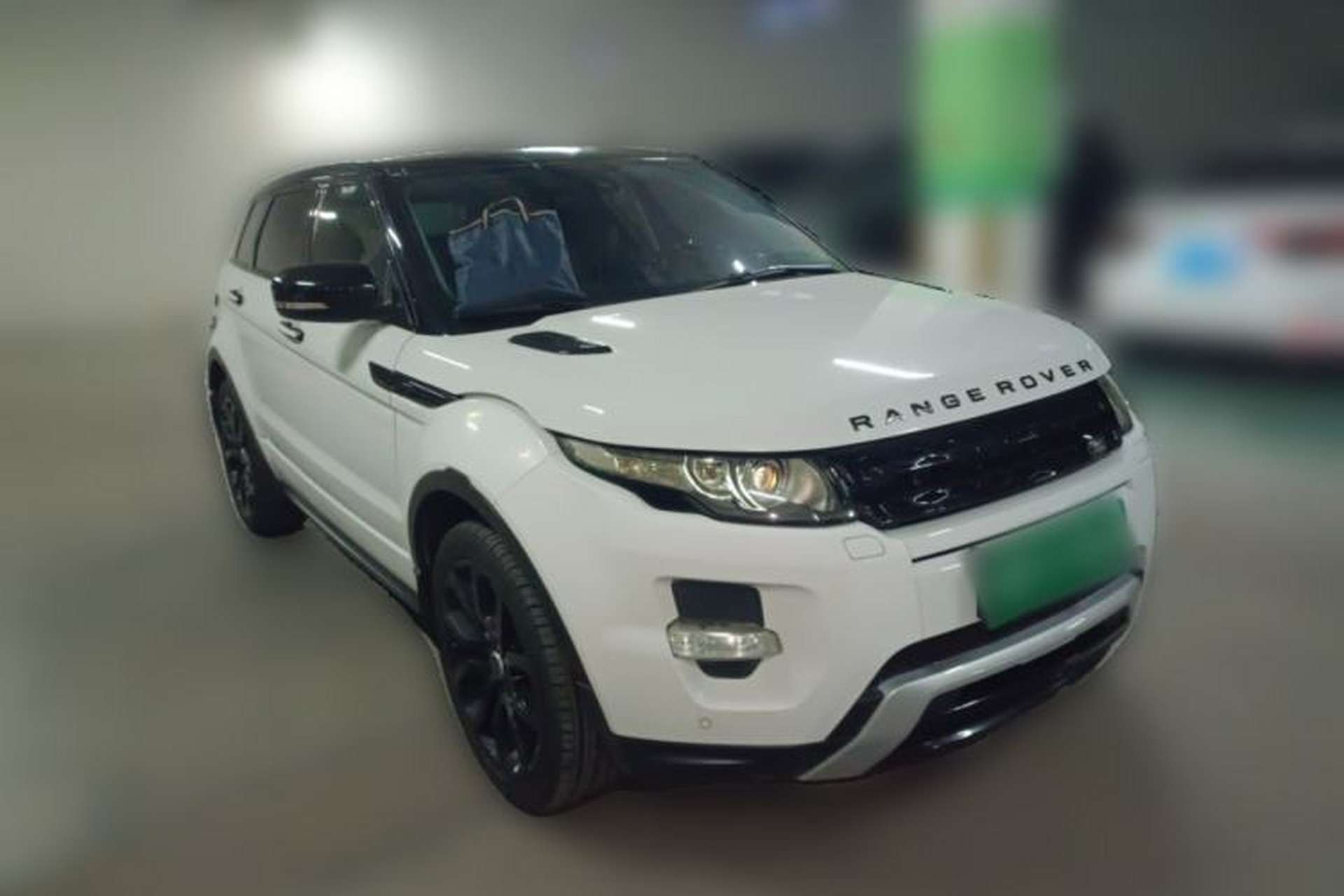 Used Land Rover Range Evoque 2013 2.0T 5-Door Ignite Edition Front Right 45 Deg