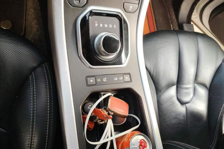 Used Land Rover Range Evoque 2013 2.0T 3-Door Ignite Edition Gear Lever