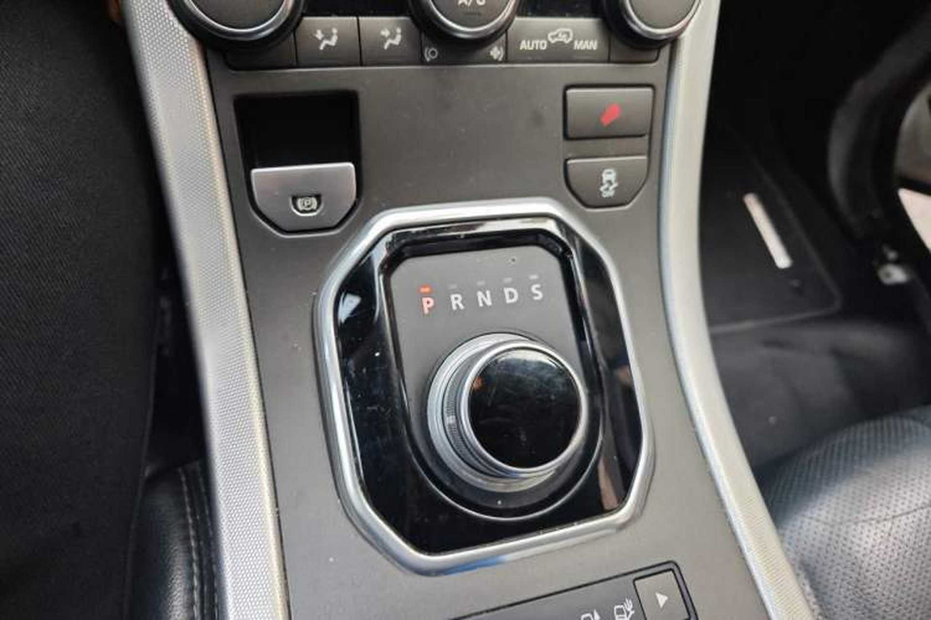 Used Land Rover Range Evoque 2013 2.0T 5-Door Ignite Edition Gear Lever