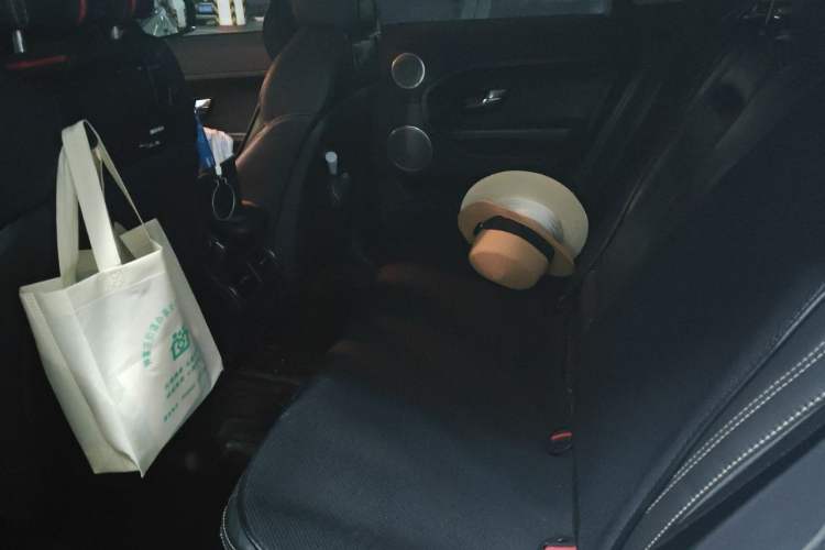 Used Land Rover Range Evoque 2013 2.0T 5-Door Ignite Edition Headliner