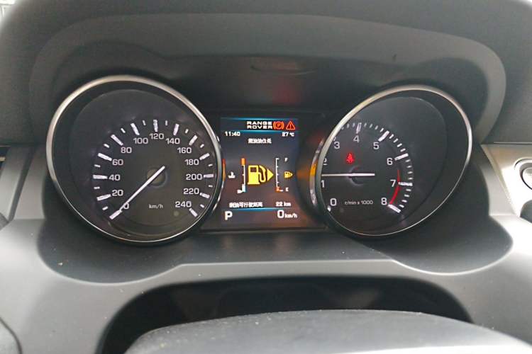 Used Land Rover Range Evoque 2013 2.0T 5-Door Ignite Edition Instrument Cluster