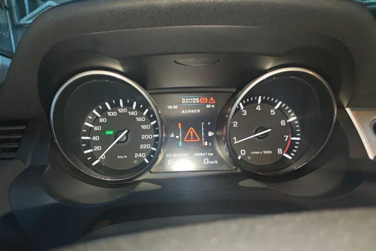 Used Land Rover Range Evoque 2013 2.0T 5-Door Ignite Edition Instrument Cluster