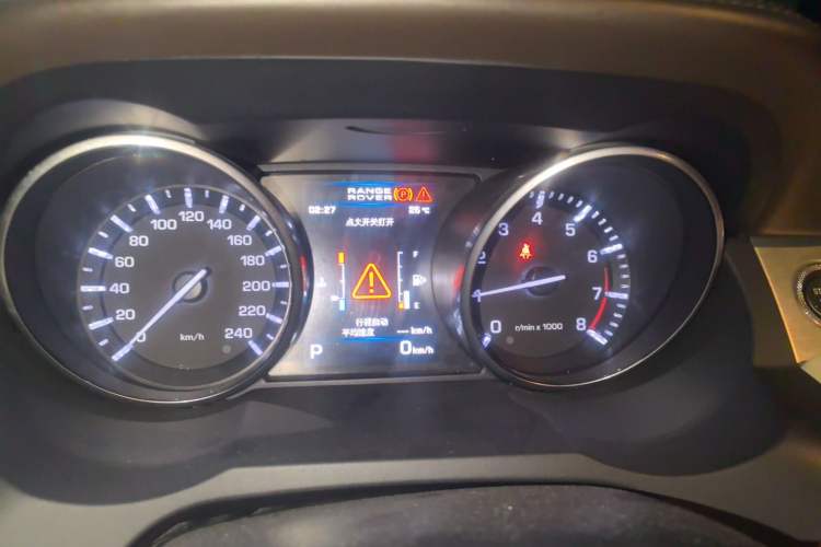 Used Land Rover Range Evoque 2013 2.0T 5-Door YAOZHI Edition Instrument Cluster