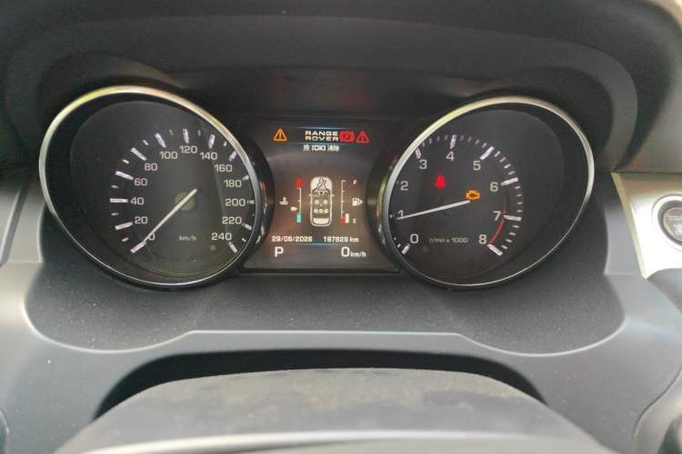 Used Land Rover Range Evoque 2013 2.0T 5-Door YAOZHI Edition Instrument Cluster