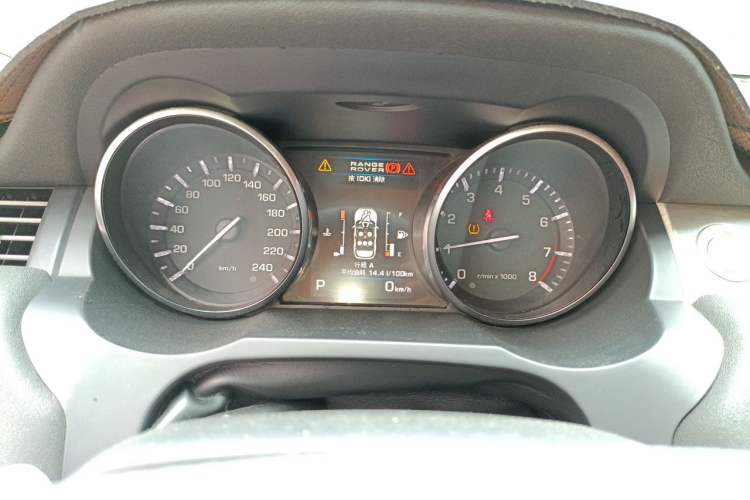Used Land Rover Range Evoque 2013 2.0T 5-Door Ignite Edition Instrument Cluster