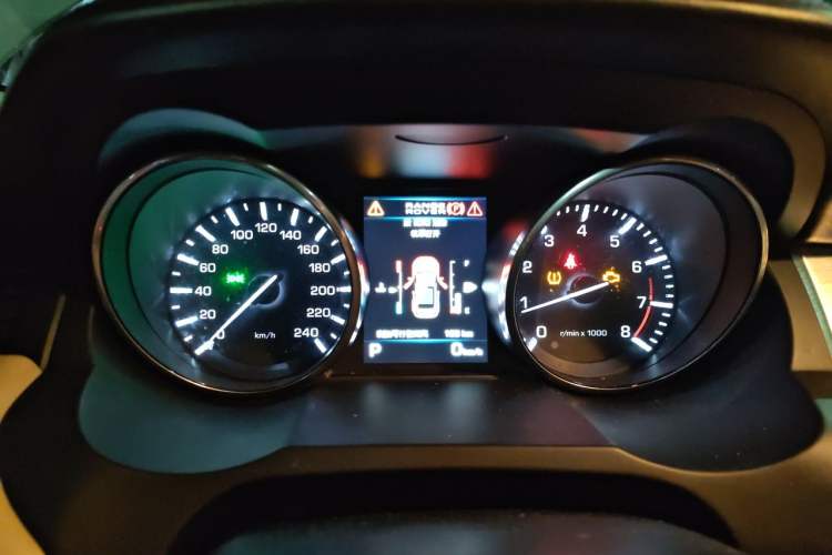 Used Land Rover Range Evoque 2013 2.0T 3-Door YAOZHI Edition Instrument Cluster