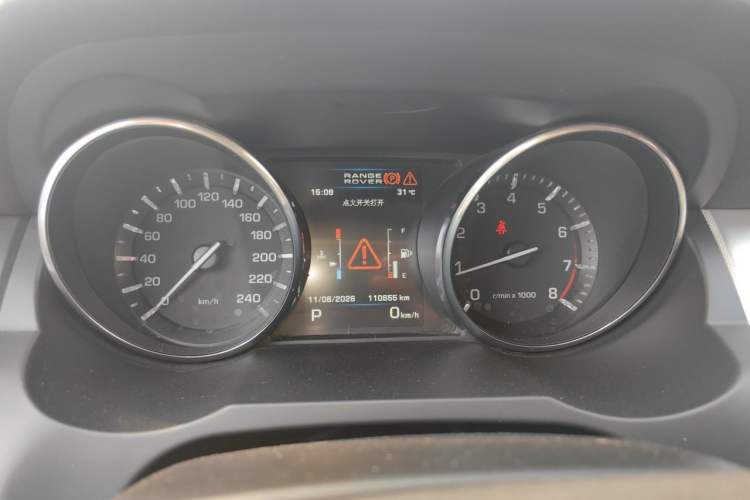 Used Land Rover Range Evoque 2013 2.0T 5-Door Ignite Edition Instrument Cluster