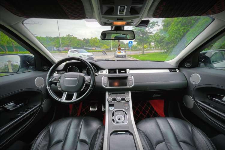 Used Land Rover Range Evoque 2013 2.0T 5-Door Ignite Edition Interior 1