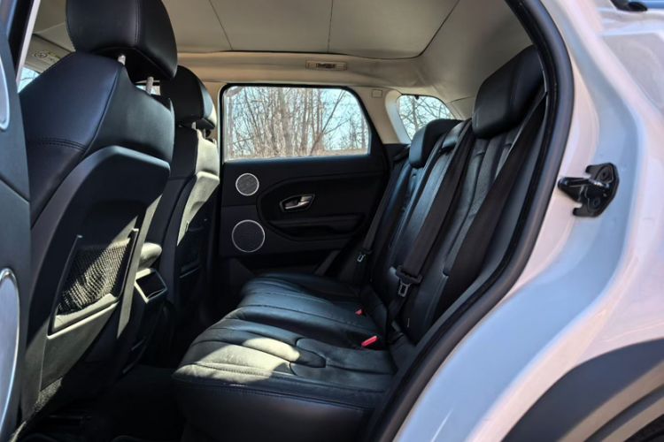 Used Land Rover Range Evoque 2013 2.0T 5-Door Yaozhen Edition Interior 3