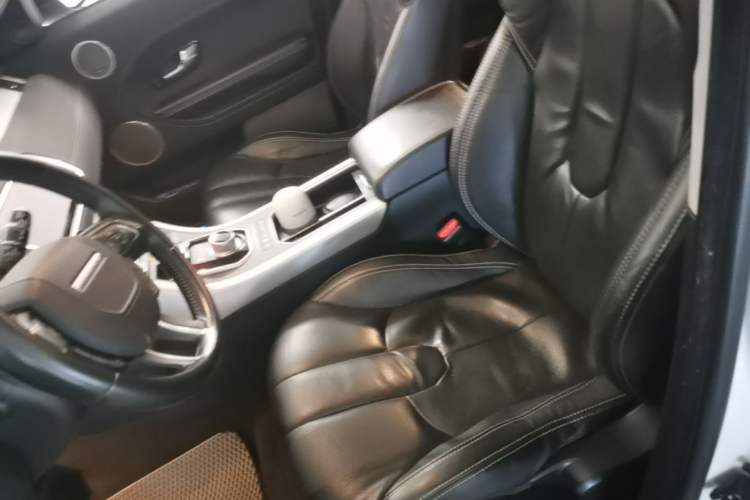 Used Land Rover Range Evoque 2013 2.0T 5-Door Ignite Edition Left Front Seat