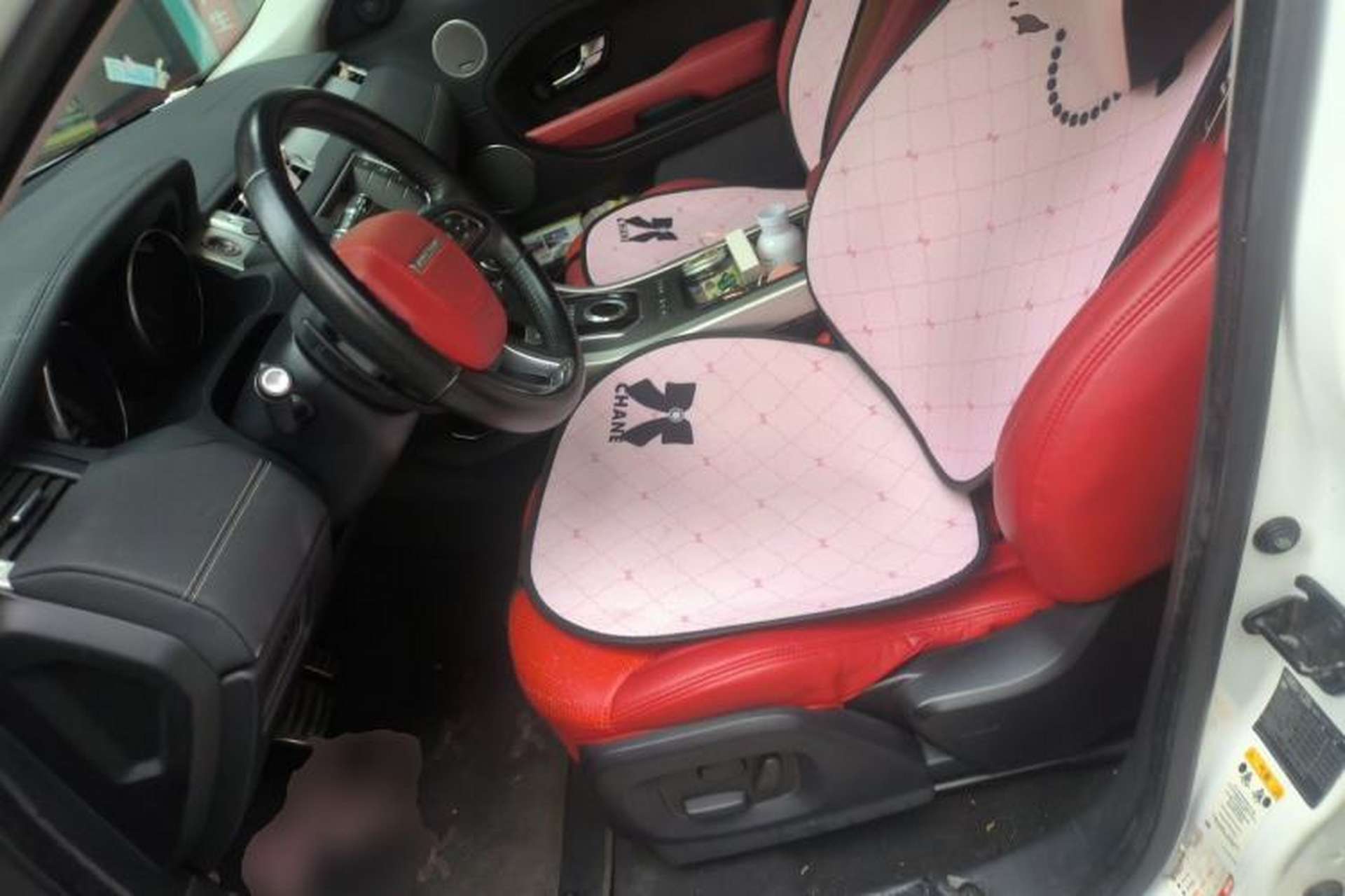Used Land Rover Range Evoque 2013 2.0T 5-Door Ignite Edition Left Front Seat