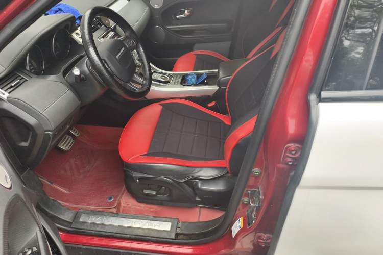 Used Land Rover Range Evoque 2013 2.2T 5-Door Diesel Edition Left Front Seat