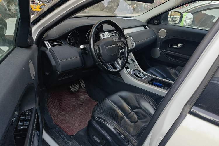 Used Land Rover Range Evoque 2013 2.0T 5-Door Ignite Edition Left Front Seat