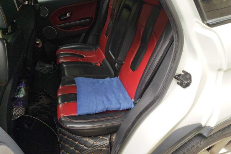 Used Land Rover Range Evoque 2013 2.0T 5-Door Ignite Edition Left Rear Seat