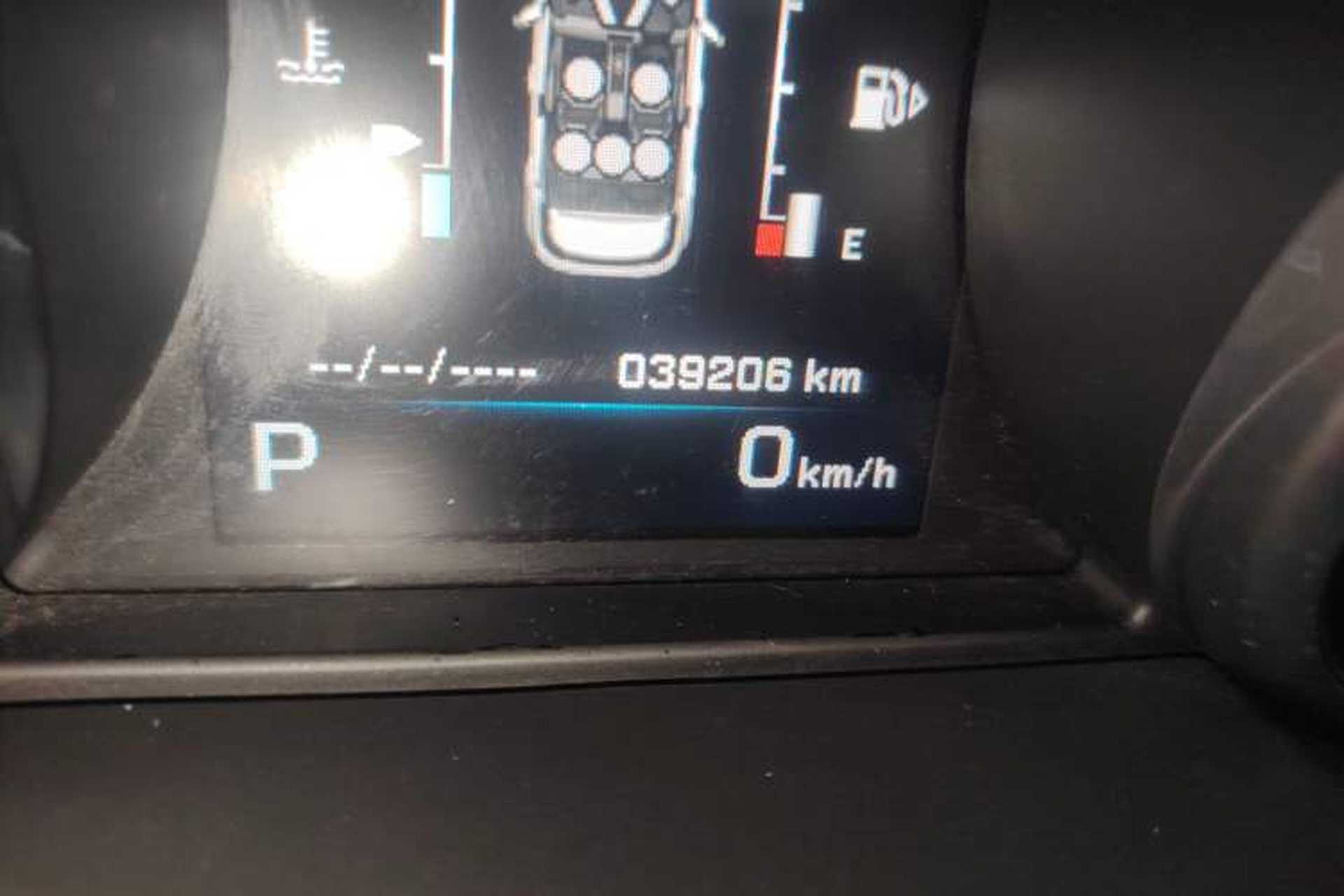 Used Land Rover Range Evoque 2013 2.0T 5-Door YAOZHI Edition Odometer Close Up