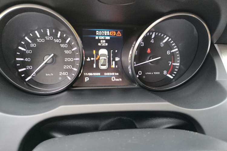 Used Land Rover Range Evoque 2013 2.0T 5-Door Ignite Edition Odometer Close Up