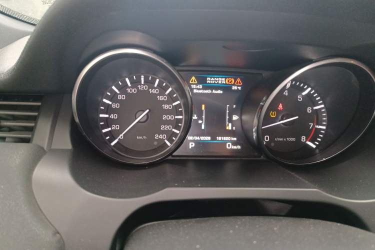 Used Land Rover Range Evoque 2013 2.0T 5-Door Ignite Edition Odometer Close Up