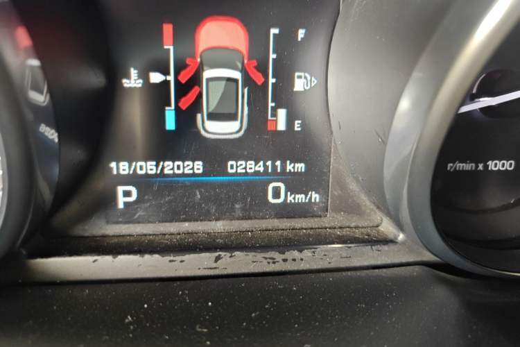Used Land Rover Range Evoque 2013 2.0T 5-Door Ignite Edition Odometer Close Up