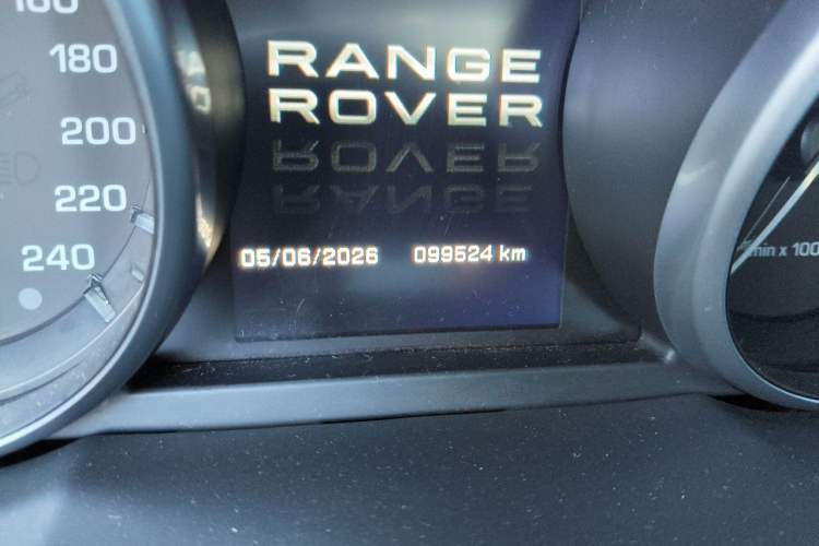 Used Land Rover Range Evoque  Odometer Close Up