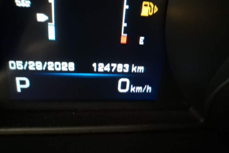 Used Land Rover Range Evoque 2013 2.0T 5-Door YAOZHI Edition Odometer Close Up