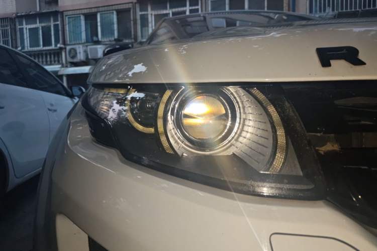 Used Land Rover Range Evoque 2013 2.0T 5-Door Ignite Edition Right Front Headlight