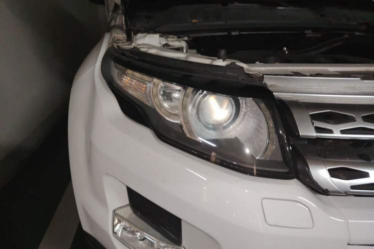 Used Land Rover Range Evoque 2013 2.0T 5-Door YAOZHI Edition Right Front Headlight