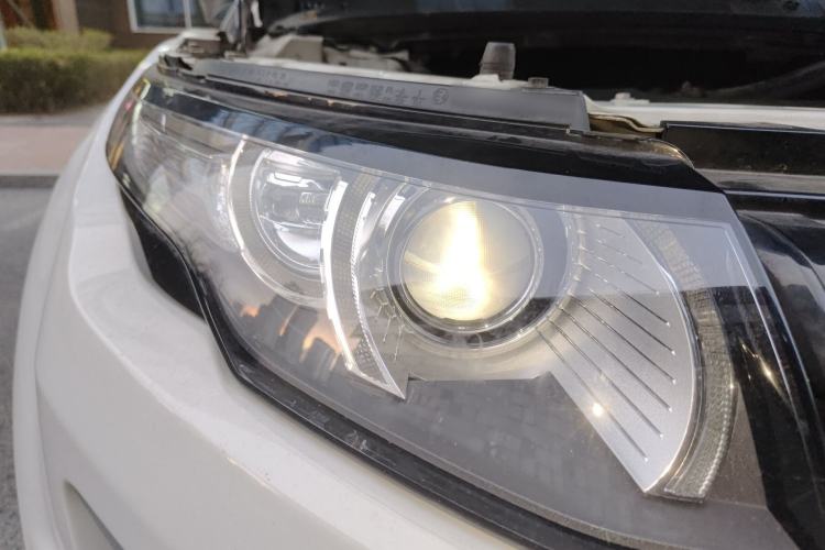 Used Land Rover Range Evoque 2013 2.0T 5-Door Ignite Edition Right Front Headlight
