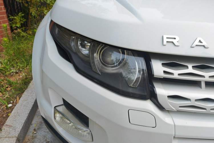 Used Land Rover Range Evoque 2013 2.0T 5-Door YAOZHI Edition Right Front Headlight