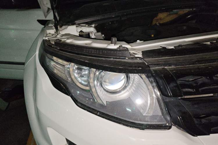 Used Land Rover Range Evoque 2013 2.0T 5-Door Ignite Edition Right Front Headlight