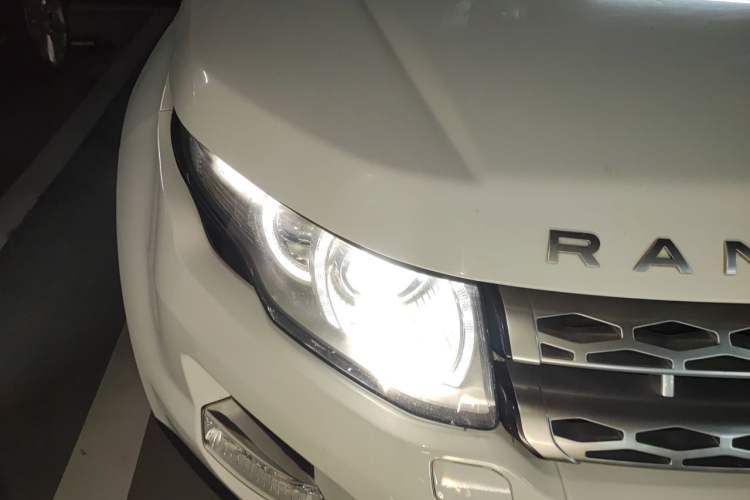 Used Land Rover Range Evoque 2013 2.0T 5-Door Ignite Edition Right Front Headlight