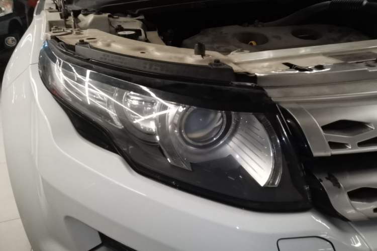 Used Land Rover Range Evoque 2013 2.0T 5-Door YAOZHI Edition Right Front Headlight