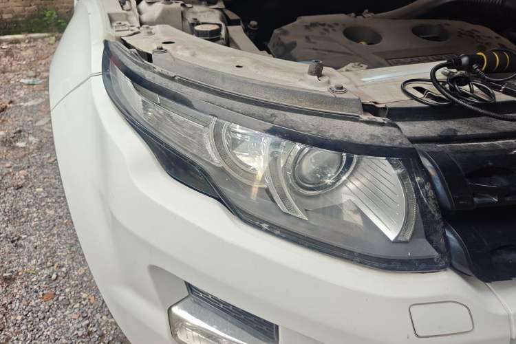 Used Land Rover Range Evoque 2013 2.0T 5-Door Ignite Edition Right Front Headlight