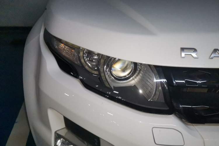 Used Land Rover Range Evoque 2013 2.0T 3-Door Ignite Edition Right Front Headlight