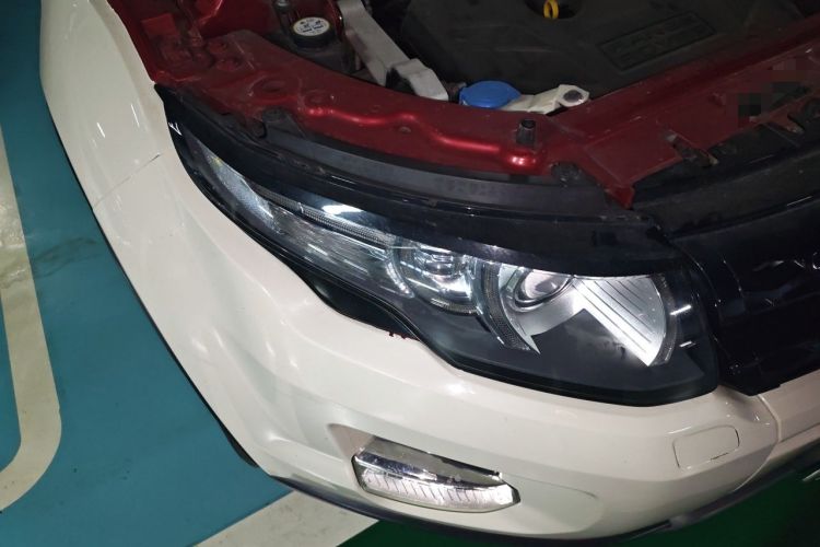 Used Land Rover Range Evoque 2013 2.0T 3-Door YAOZHI Edition Right Front Headlight