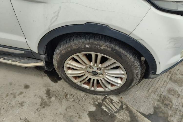 Used Land Rover Range Evoque 2013 2.0T 5-Door YAOZHI Edition Right Front Wheel Hub