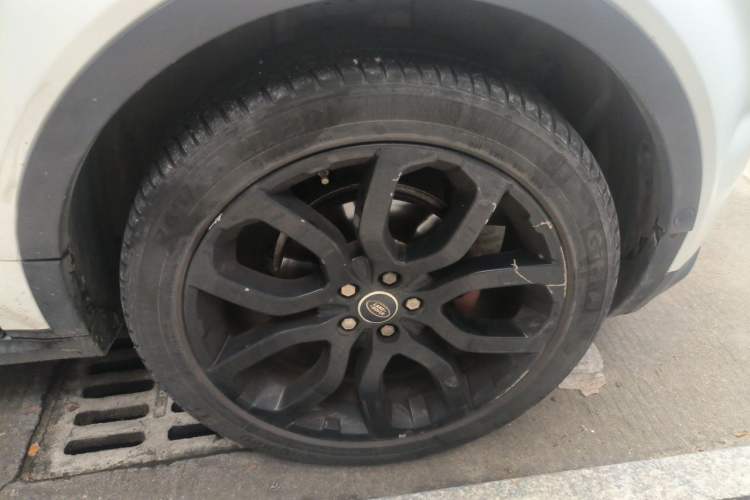 Used Land Rover Range Evoque 2013 2.0T 5-Door Ignite Edition Right Front Wheel Hub