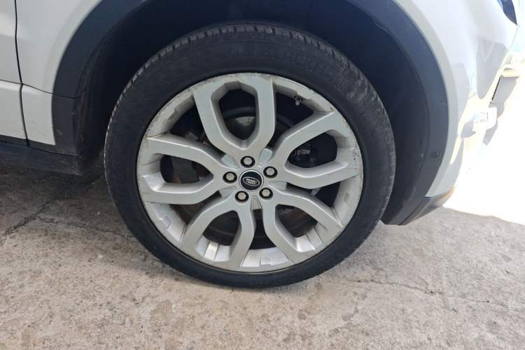 Used Land Rover Range Evoque 2013 2.0T 5-Door Ignite Edition Right Front Wheel Hub
