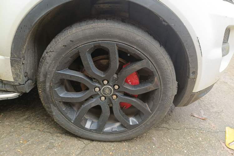 Used Land Rover Range Evoque 2013 2.0T 5-Door Ignite Edition Right Front Wheel Hub
