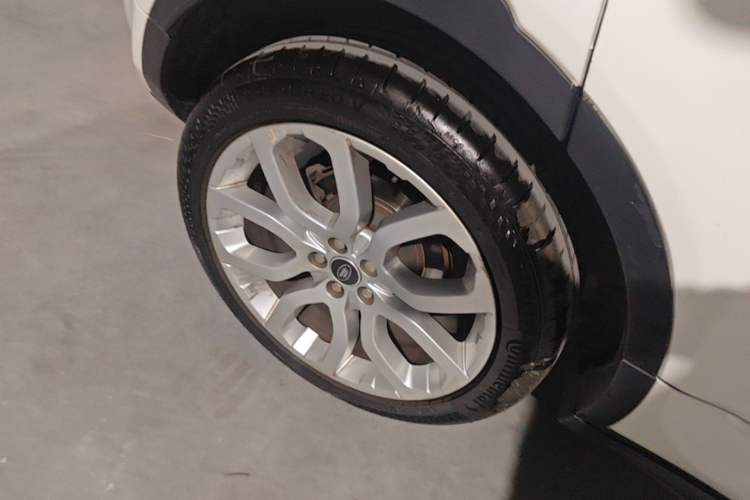 Used Land Rover Range Evoque 2013 2.0T 5-Door Ignite Edition Right Rear Wheel Hub