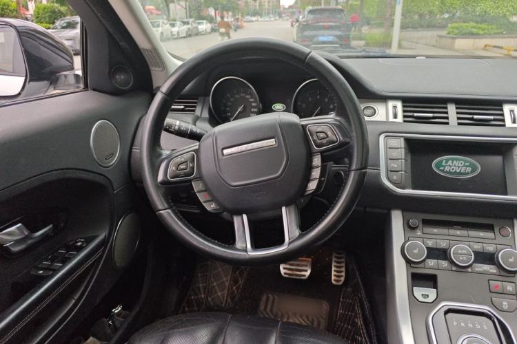 Used Land Rover Range Evoque 2013 2.0T 5-Door Ignite Edition Steering Wheel