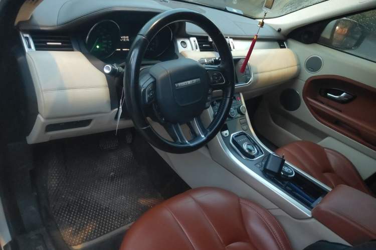 Used Land Rover Range Evoque 2013 2.0T 5-Door YAOZHI Edition Steering Wheel