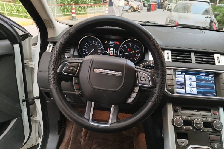Used Land Rover Range Evoque 2013 2.0T 5-Door Yaozhen Edition Steering Wheel
