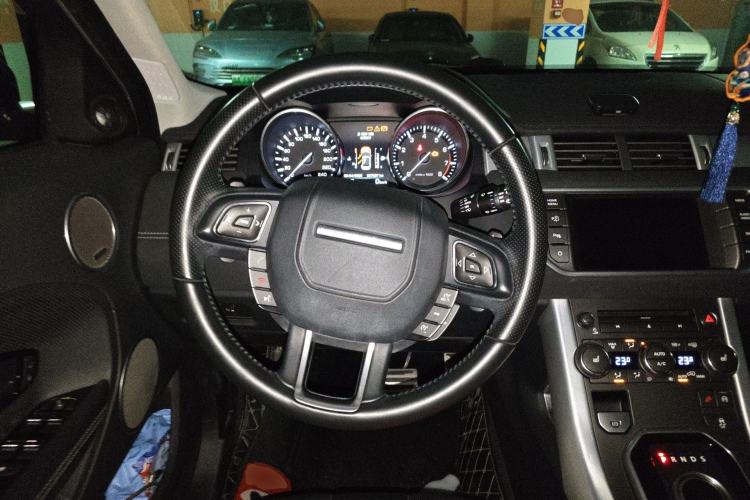 Used Land Rover Range Evoque 2013 2.0T 5-Door Ignite Edition Steering Wheel