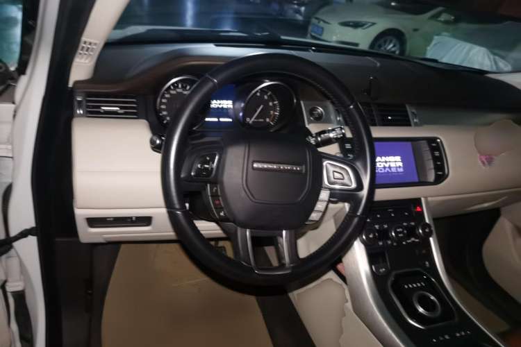 Used Land Rover Range Evoque 2013 2.0T 3-Door YAOZHI Edition Steering Wheel
